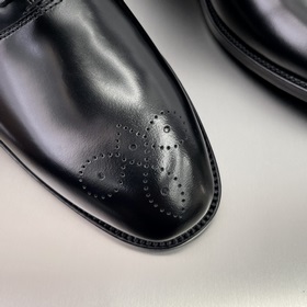 Prada – высококачественные мужские кожаные туфли для повседневной