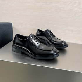 Код： YS004455 Prada Новые мужские кожаные туфли на шнурках Высоко