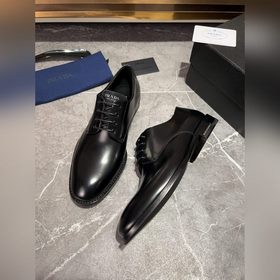Мужские кожаные туфли PRADA, импортный товар, материал： кожа высш