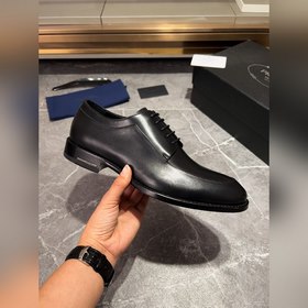 Мужские кожаные туфли PRADA, импортный товар, материал： кожа высш