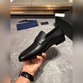 Мужские кожаные туфли PRADA, импортный товар, материал： кожа высш
