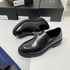 PRADA Лоферы ① Мужские лоферы новой модели, итальянская кожа с от