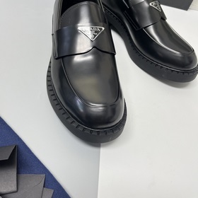 PRADA Лоферы ① Мужские лоферы новой модели, итальянская кожа с от