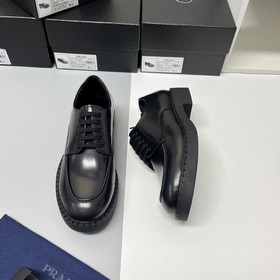 Классическая модель PRADA с шнурками, новая модель 2022 года, ита