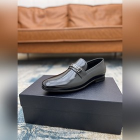 PRADA ~ Размер： 38-45 Новые высококачественные мужские кожаные т