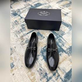 PRADA ~ Размер： 38-45 Новые высококачественные мужские кожаные т