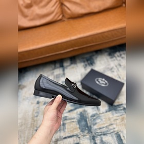 PRADA ~ Размер： 38-45 Новые высококачественные мужские кожаные т