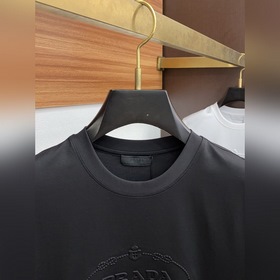 Prada 2025 весна-лето, новая коллекция, последние модели с круглы