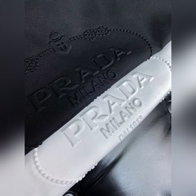 Prada 2025 весна-лето, новая коллекция, последние модели с круглы