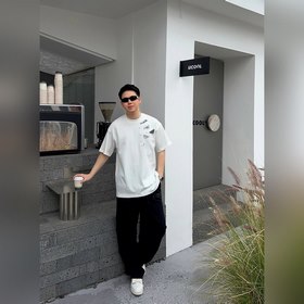 Prada Новая модель с двойным слоем и принтом букв. Буквы на футбо