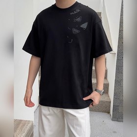 Prada Новая модель с двойным слоем и принтом букв. Буквы на футбо