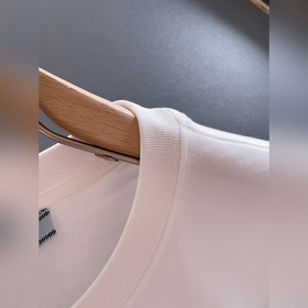 Prada 2025 весна-лето, новая модель для мужчин и женщин, футболка