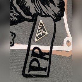 Prada весна-лето, новая коллекция, последние модели, короткий рук