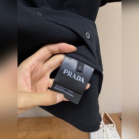 Prada, рубашка из жаккардовой ткани Выбор ткани： Изготовлена из в