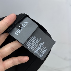 Prada 2025 весна-лето, новая коллекция, последние модели, коротки