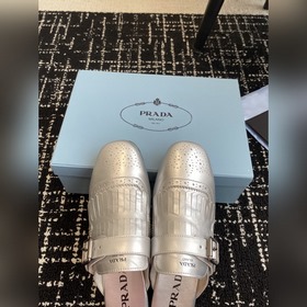 Покупка по доверенности Prada 25ss Prada Подиумная модель ретро-