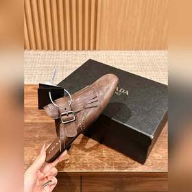 Prada Подиумная модель ретро туфли с бахромой, с ремешком и полуо