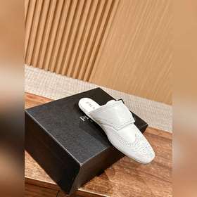 Prada Подиумная модель ретро туфли с бахромой, с ремешком и полуо