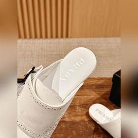 Prada Подиумная модель ретро туфли с бахромой, с ремешком и полуо