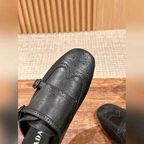 Prada Подиумная модель ретро туфли с бахромой, с ремешком и полуо