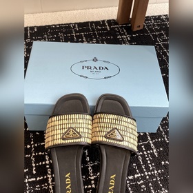 Услуги покупке товаров  Prada 25ss Новая весна-лето 2021 Prada п
