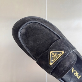 Топовая версия： женская  Prada Серия Nappa Перекрестные ремешки 