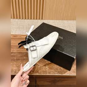 Prada Подиумная модель ретро туфли с бахромой, с ремешком и полуо