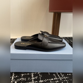 Услуги покупке товаров  Prada 25ss Prada Подиумная модель с треу