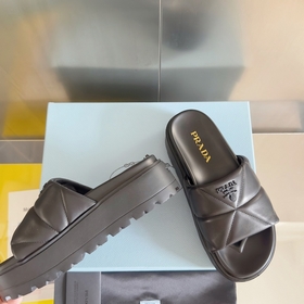 Топовая версия： женская модель Prada Серия Nappa Перекрестные ре