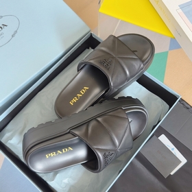 Топовая версия： женская модель Prada Серия Nappa Перекрестные ре