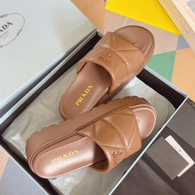 Топовая версия： женская модель Prada Серия Nappa Перекрестные ре