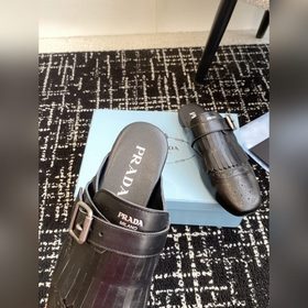 Покупка по доверенности Prada 25ss Prada Подиумная модель ретро-