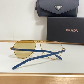 PRADA МОДЕЛЬ： PR A88XS РАЗМЕР： 57-15-145