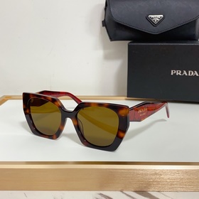 PRADA МОДЕЛЬ： SPR 15WS Размер： 54/19-140