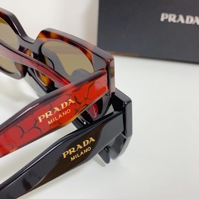 PRADA МОДЕЛЬ： SPR 15WS Размер： 54/19-140
