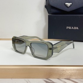 PRADA МОДЕЛЬ： SPR1791 Размер： 53/17-145