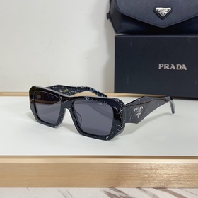 PRADA МОДЕЛЬ： SPR1791 Размер： 53/17-145
