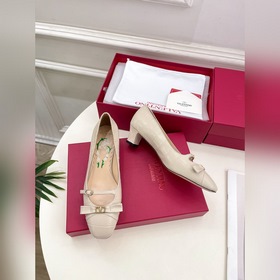 Valentino 2025 весна-лето новинки BOWOW кожаные туфли с каменным 