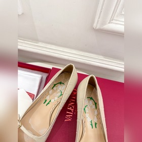 Valentino 2025 весна-лето новинки BOWOW кожаные туфли с каменным 