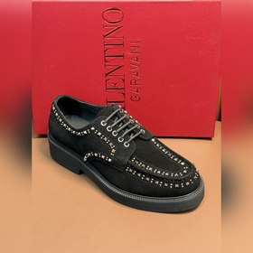Новые мужские туфли-лофеки VALENTINO с заклепками. Модные и удобн