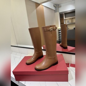 VALENTINO Высококачественные кожаные сапоги Kelly Jumping от Vale