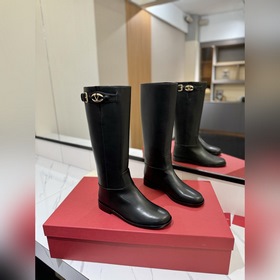 VALENTINO Высококачественные кожаные сапоги Kelly Jumping от Vale