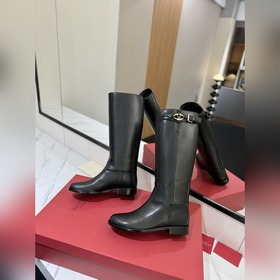 VALENTINO Высококачественные кожаные сапоги Kelly Jumping от Vale
