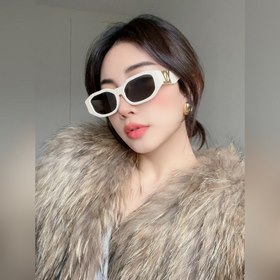 SAINT LAURENT . Новые товары SL M88 Логотип SAINT LAURENT на нож
