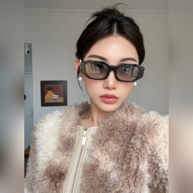 SAINT LAURENT . Новые товары SL M88 Логотип SAINT LAURENT на нож