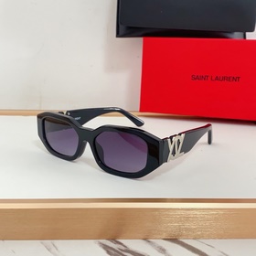SAINT LAURENT . Новые товары SL M88 Логотип SAINT LAURENT на нож