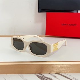 SAINT LAURENT . Новые товары SL M88 Логотип SAINT LAURENT на нож