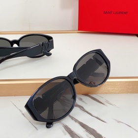 SAINT LAURENT . Новинки SL M86 Логотип SAINT LAURENT на ножке Ра