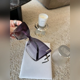 Ysl модники выстраиваются в очередь YSL M121F 2025 уже в продаже 