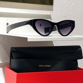 SAINT LAURENT . Новые товары SL M144 Логотип SAINT LAURENT на но